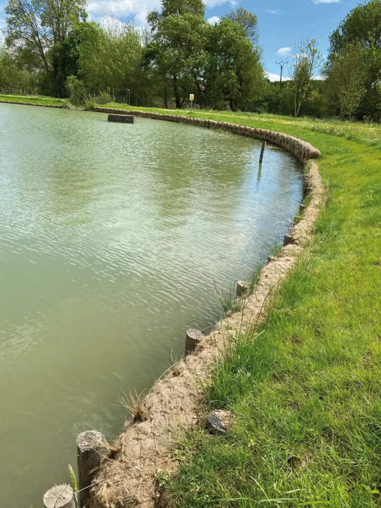 Restauration et aménagement de la Chaussée Déversoir et de la Passe à Poissons du bassin du Chêne